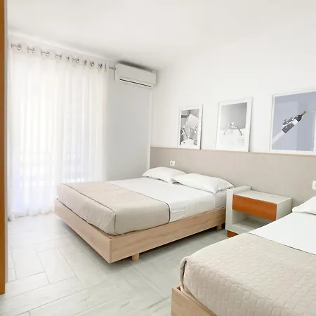 Luna Blanca - 1 Minute From The Apartment *