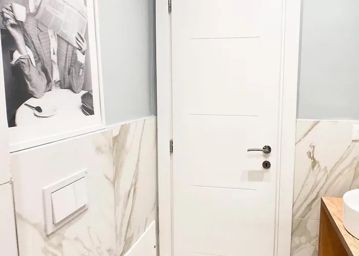 Trn * Golem (Tirana)